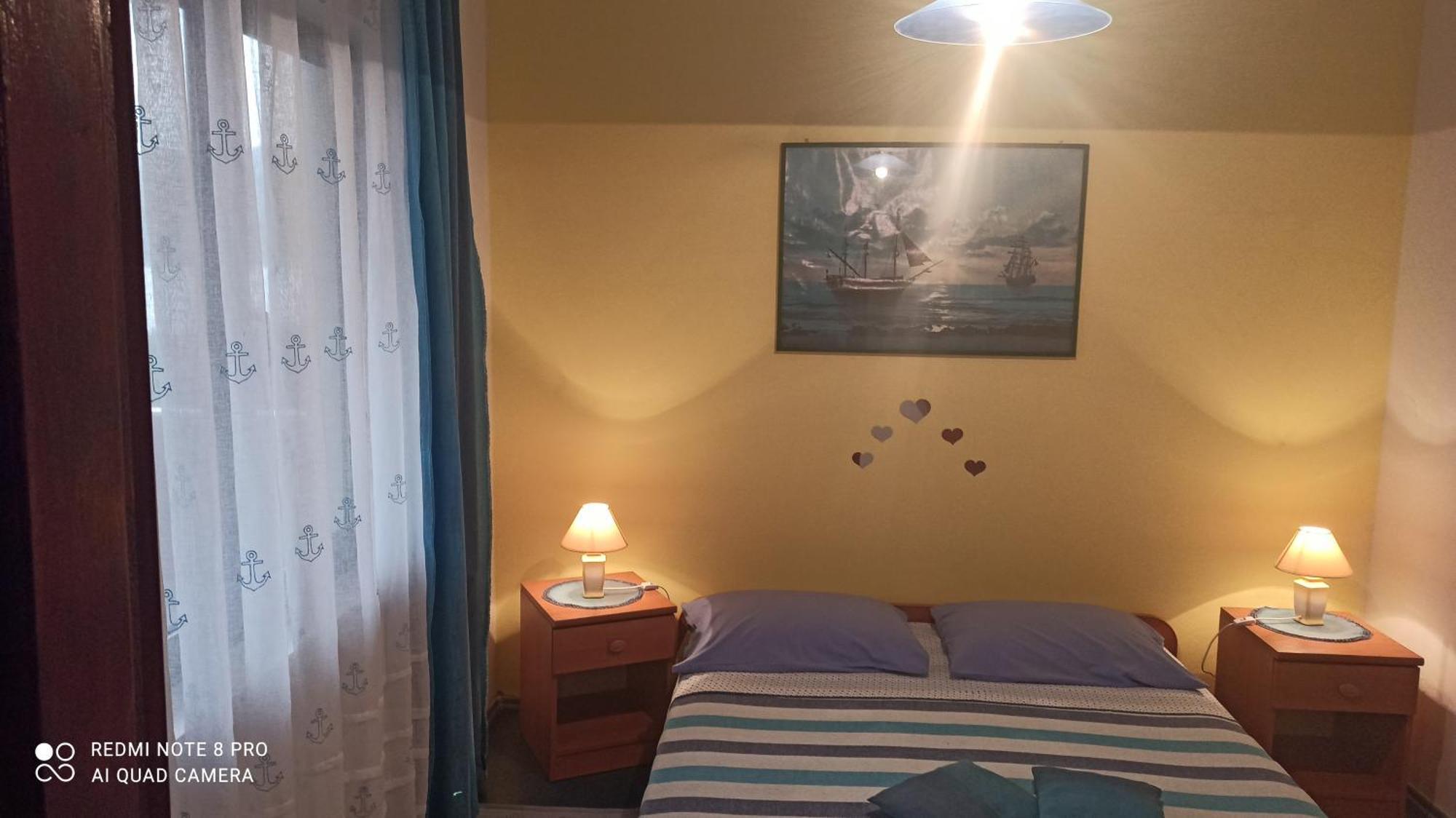 Apartmani Zute Račišće 客房 照片